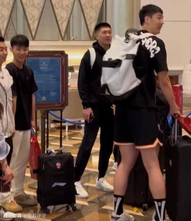 综合色区